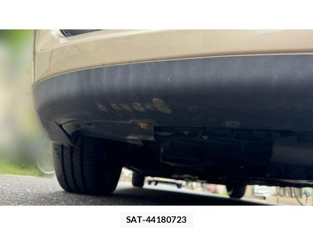 Nissan TIIDA 2010 8434305-8