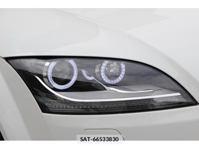 Audi TT 2007-10 8434036-11