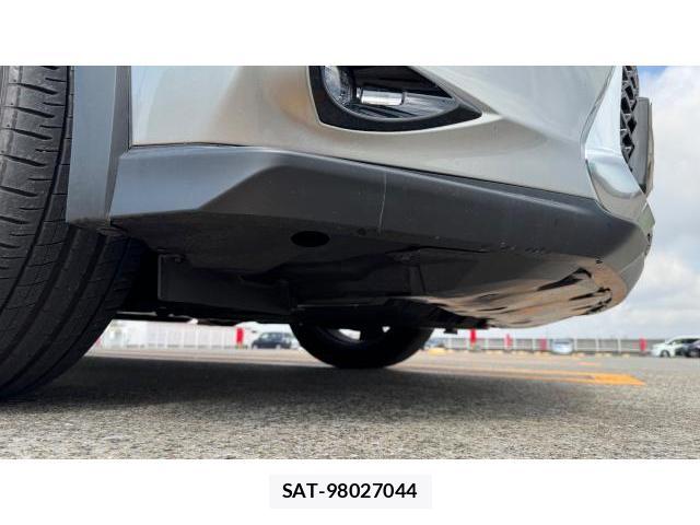 Lexus UX 2024 8434476-13