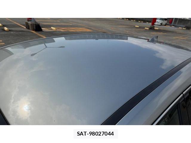 Lexus UX 2024 8434476-18