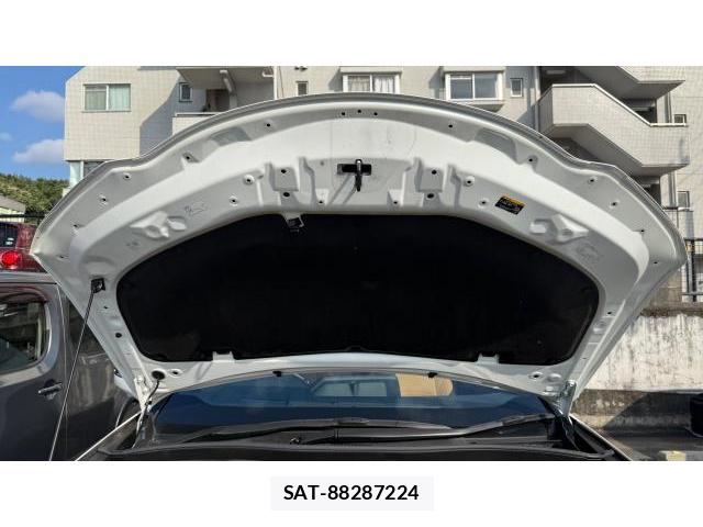 Lexus UX 2025 8434569-11