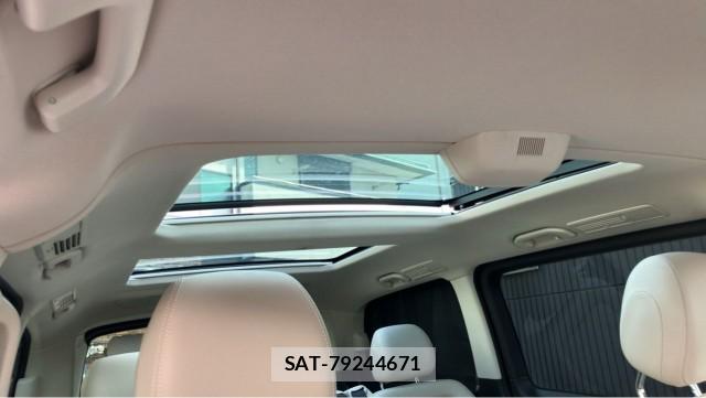 Mercedes Benz V-CLASS 2022-05 8434637-15