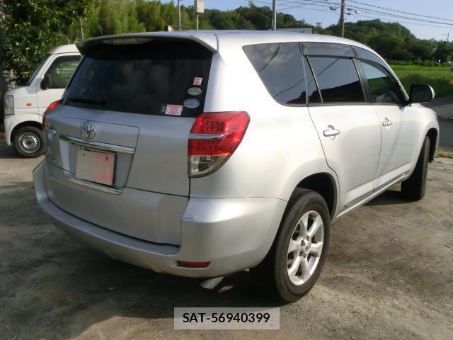 Toyota VANGUARD 2010-05 8435039-13