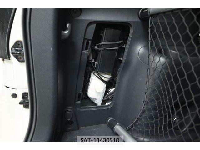 Toyota VANGUARD 2012-05 8435094-11