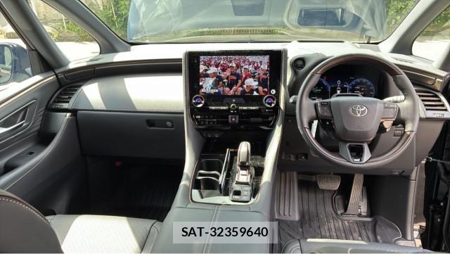 Toyota VELLFIRE 2026-03 8434706-2