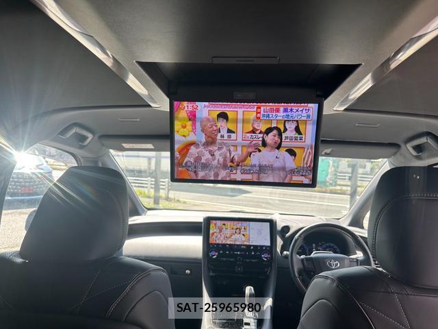 Toyota VELLFIRE 2024-04 8435161-4
