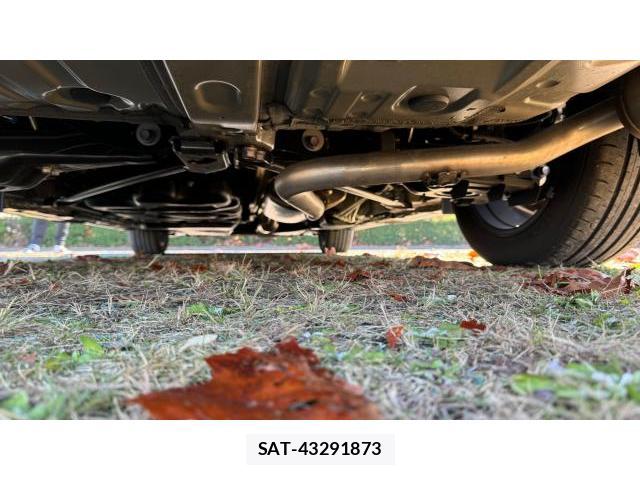 Toyota VELLFIRE 2024-10 8434321-12
