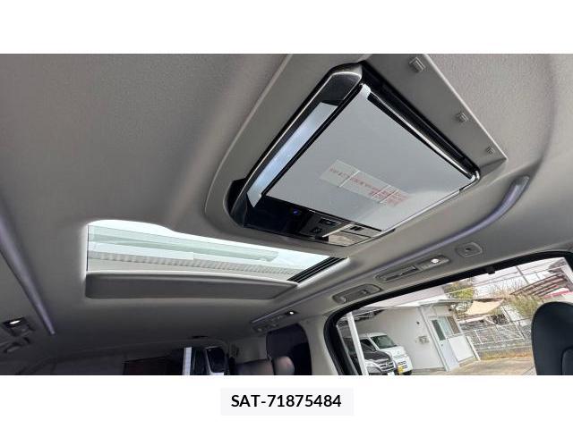 Toyota VELLFIRE 2018 8434556-17