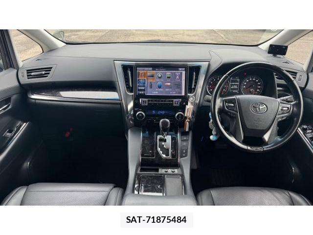 Toyota VELLFIRE 2018 8434556-4