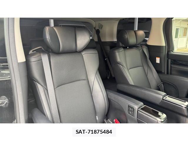 Toyota VELLFIRE 2018 8434556-6