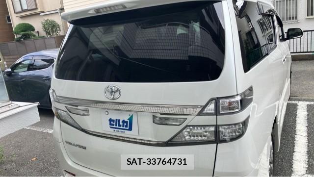 Toyota VELLFIRE 2013-08 8434671-1