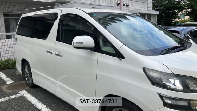 Toyota VELLFIRE 2013-08 8434671-3