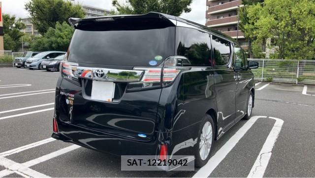 Toyota VELLFIRE 2017-06 8434734-12