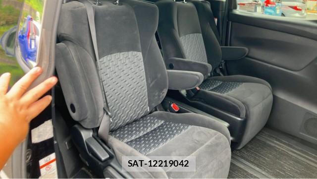 Toyota VELLFIRE 2017-06 8434734-6