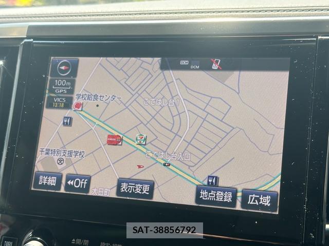 Toyota VELLFIRE 2018-03 8435162-12