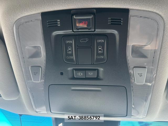 Toyota VELLFIRE 2018-03 8435162-14
