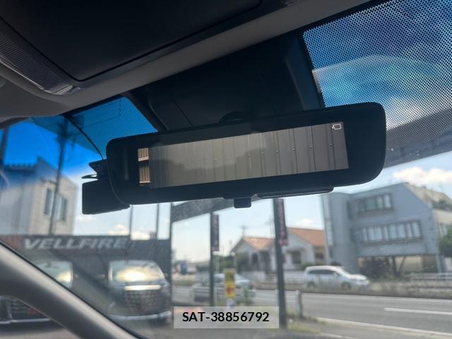 Toyota VELLFIRE 2018-03 8435162-15