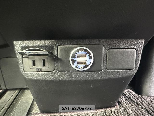 Toyota VELLFIRE 2019-12 8435167-9
