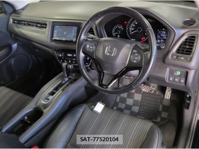 Honda VEZEL 2016-02 8434103-2