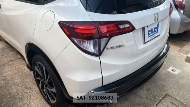 Honda VEZEL 2017-09 8434626-13
