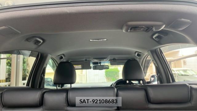 Honda VEZEL 2017-09 8434626-15
