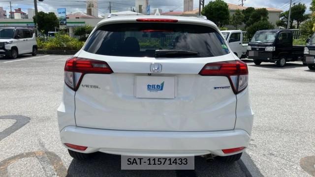 Honda VEZEL 2014-08 8434751-1