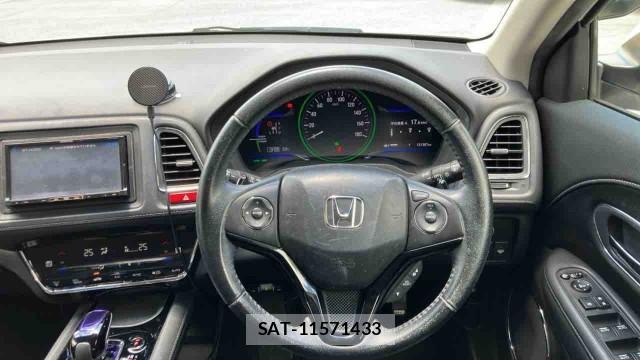 Honda VEZEL 2014-08 8434751-16