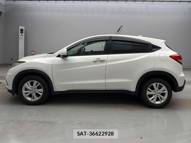 Honda VEZEL 2019-01 8434824-13