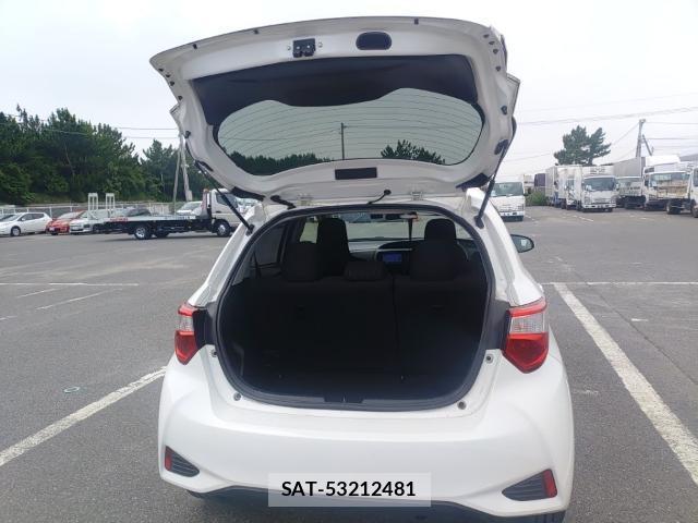 Toyota VITZ 2019-07 8433735-7