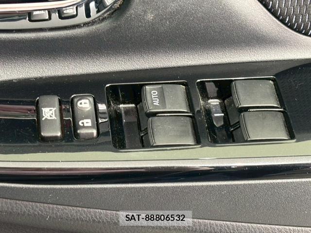 Toyota VITZ 2018-03 8434835-10
