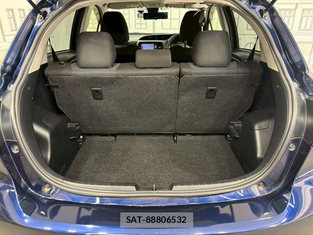 Toyota VITZ 2018-03 8434835-17