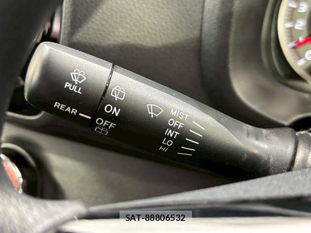 Toyota VITZ 2018-03 8434835-8