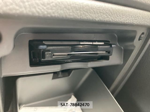 Toyota VOXY 2008-05 8433809-11
