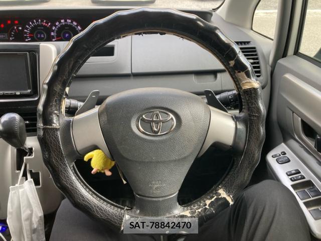 Toyota VOXY 2008-05 8433809-15