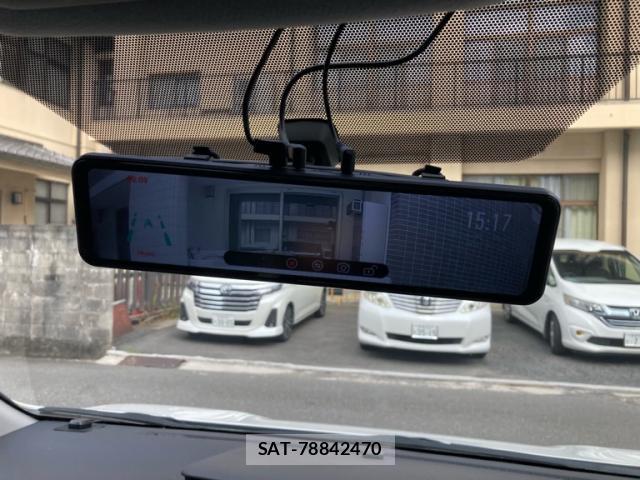 Toyota VOXY 2008-05 8433809-17