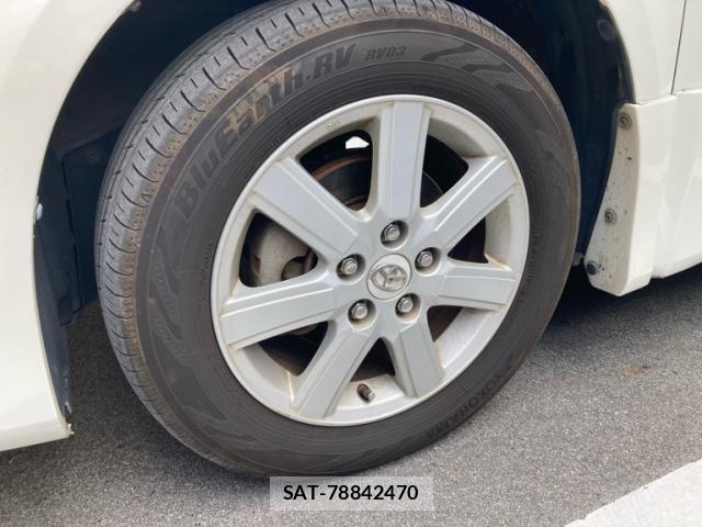 Toyota VOXY 2008-05 8433809-2
