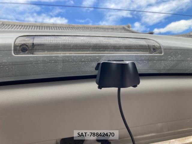 Toyota VOXY 2008-05 8433809-3