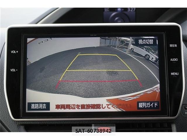 Toyota VOXY 2018-02 8434026-4
