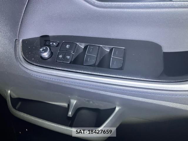 Toyota VOXY 2024-08 8434159-15