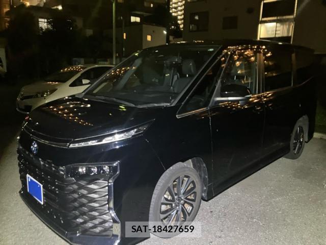 Toyota VOXY 2024-08 8434159-2