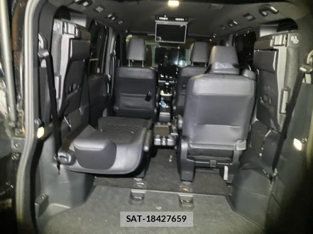 Toyota VOXY 2024-08 8434159-8