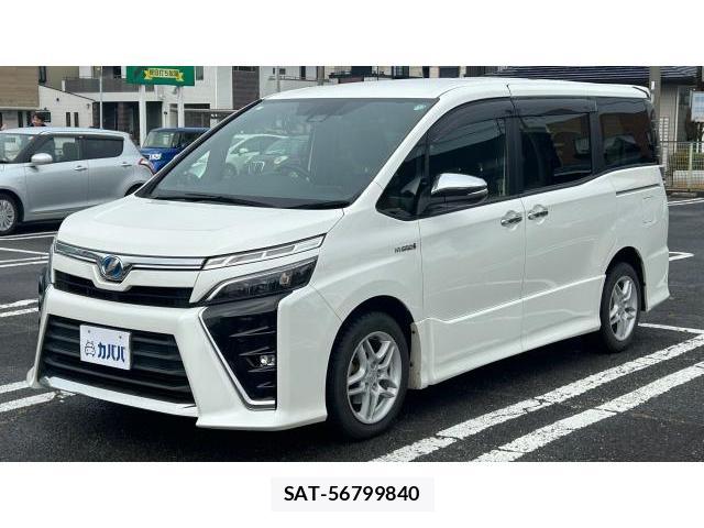 Toyota VOXY 2018 8434337-0