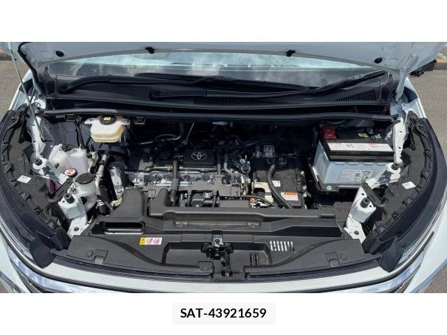 Toyota VOXY 2025-11 8434589-9