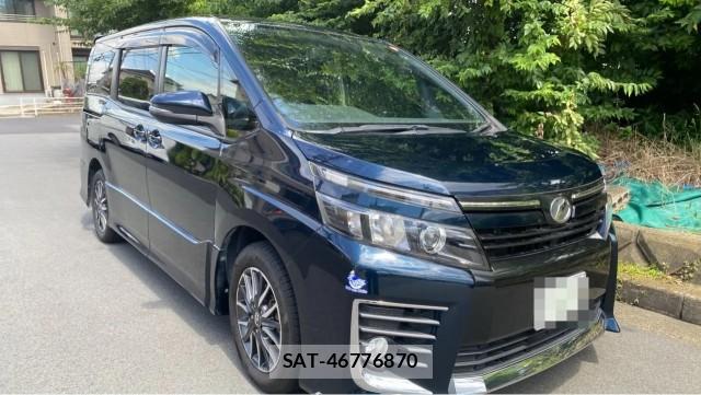 Toyota VOXY 2014-06 8434669-11
