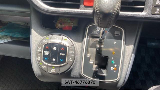 Toyota VOXY 2014-06 8434669-14