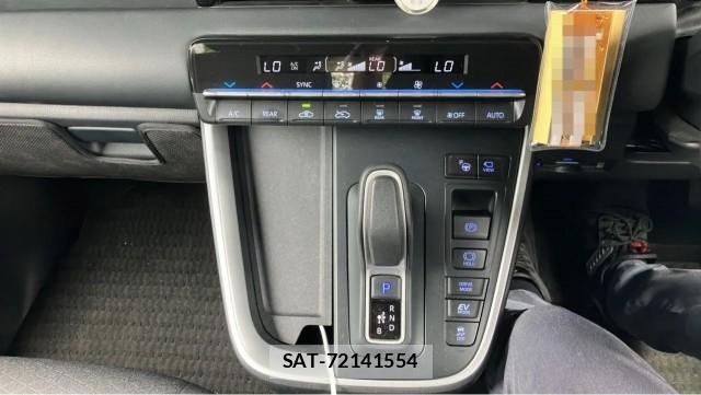 Toyota VOXY 2023-08 8434738-14