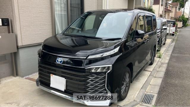 Toyota VOXY 2024-10 8434746-0