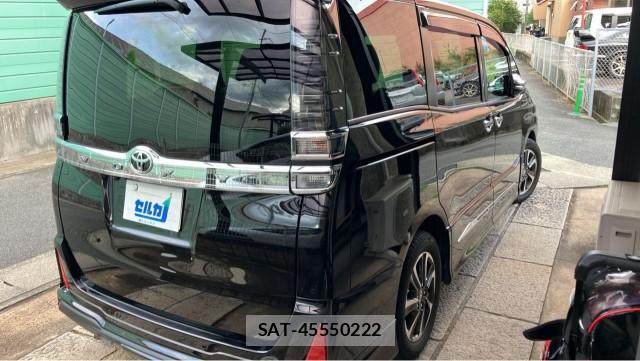 Toyota VOXY 2020-09 8434747-12
