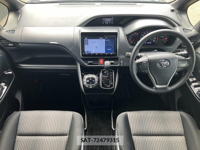 Toyota VOXY 2019-10 8434805-2
