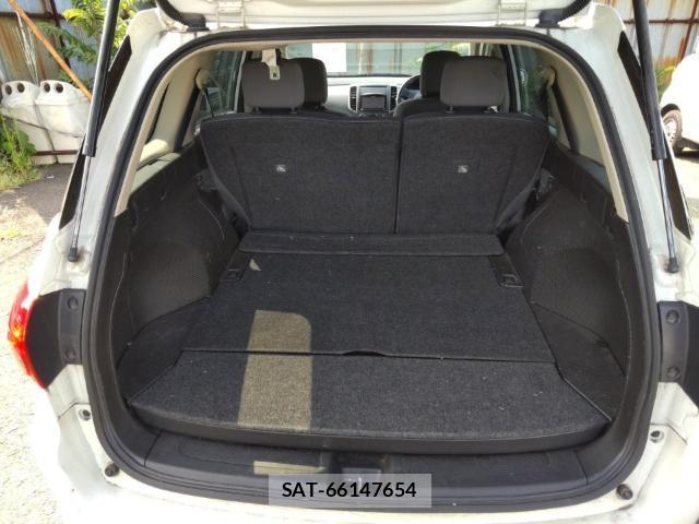 Nissan Wingroad 2017-03 8433926-7